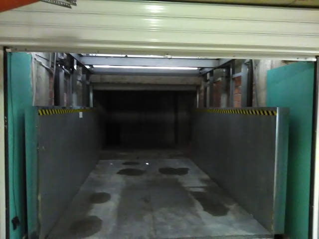 Продава подземен гараж в Бургас Охраняем - Да, Подземен - Да - град Бургас | Гаражи / Паркоместа - снимка 3
