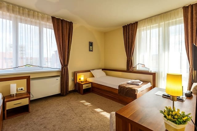 Хотел България - city of Harmanli | Hotels - снимка 4