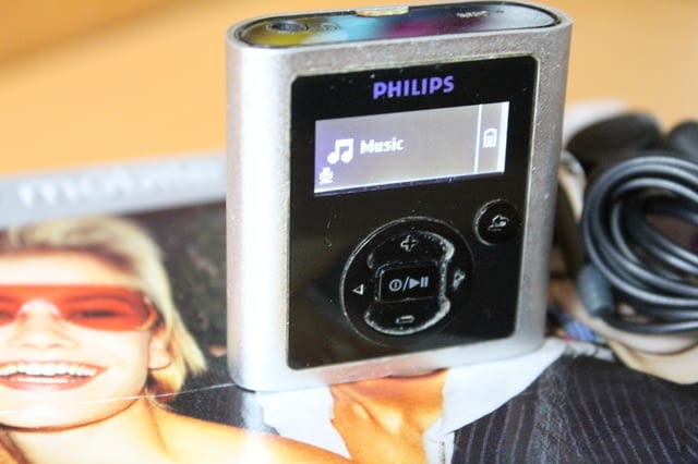 MP3 плейър Philips 4 GB - city of Vidin | Players & Projectors - снимка 2