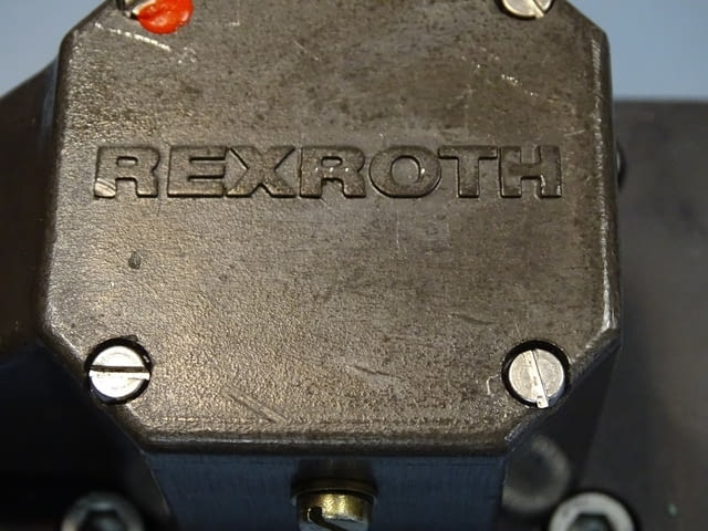 Серво клапан Rexroth 4WSE2ED10-51/60B9T315K31EV directional servo valve - снимка 4