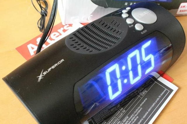 Радио часовник аларма термометър чисто нов - град Видин | Други - снимка 4