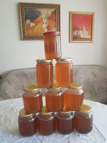 Първи мед за 2023 гл - city of Haskovo | Bee Keeping