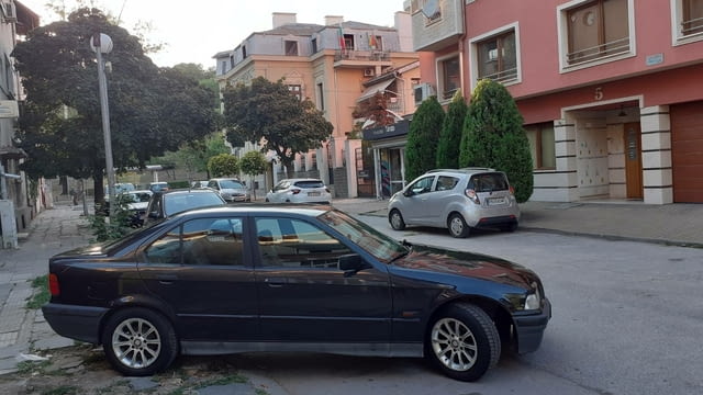 БМВ 316 бензин BMW, Бензин, Ръчна - град Пловдив | Автомобили / Джипове - снимка 3
