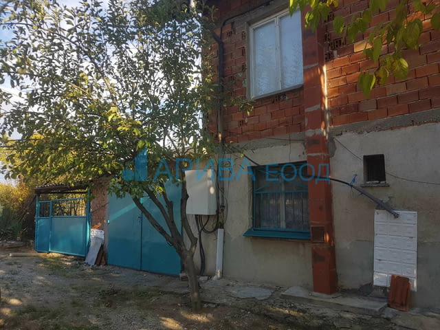 Къща с гараж в с. Стамболийски, област Хасково, village Stamboliyski | Houses & Villas - снимка 3