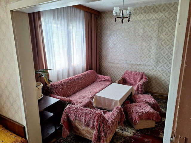 Отдава се под наем самостоятелен етаж от къща, city of Smolyan | Houses & Villas - снимка 6