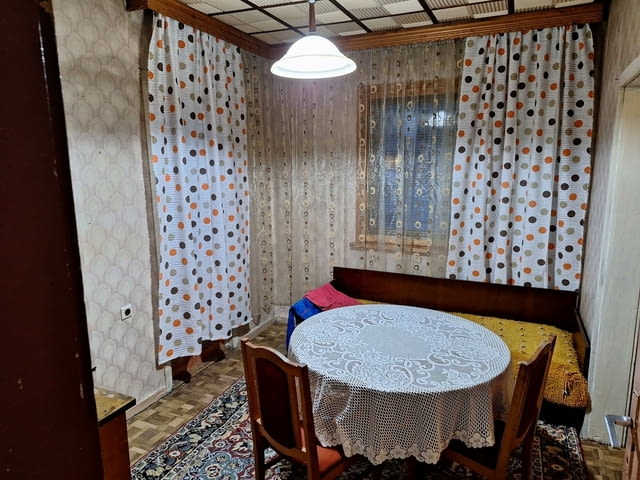 Отдава се под наем самостоятелен етаж от къща, city of Smolyan | Houses & Villas - снимка 2