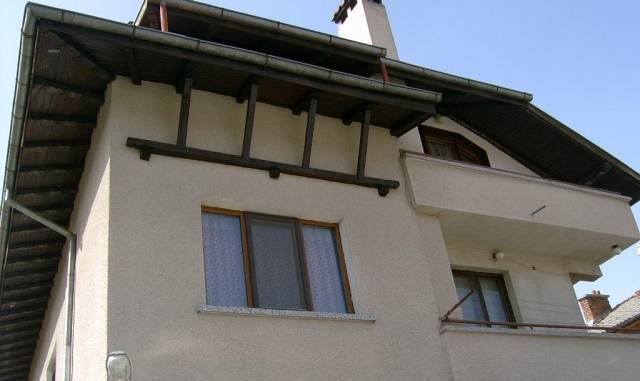 Къща "Алпиец" - село Добринище | Частни квартири