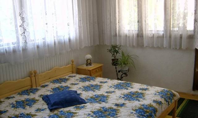 Къща "Захариеви - Стефка и Георги" - село Добринище | Частни квартири