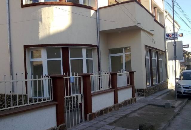 ис строй ЕООД - град Добрич | Строителство