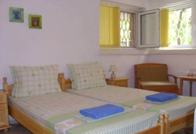 Пламена - 2004 ЕТ - град Кърджали | Частни квартири - снимка 5