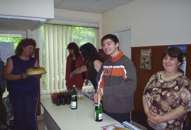 Сервиз хигиена - град Ловеч | Автокъщи - внос и продажби - снимка 6