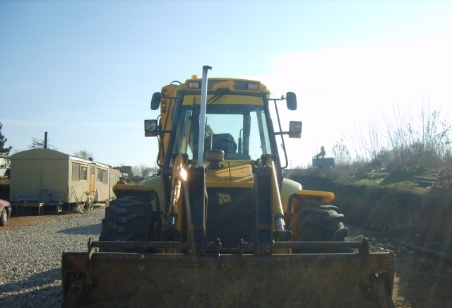 Бори Строй 85 ЕООД, град Варна | Строителни машини, инструменти и съоръжения - снимка 4