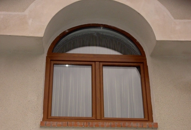 Иликонт 2008 ООД - city of Silistra | Window and Door - снимка 1
