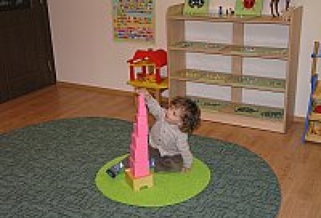 Монтесори  детска  градина, град Бургас | Детски градини и предучилищно образование - снимка 2