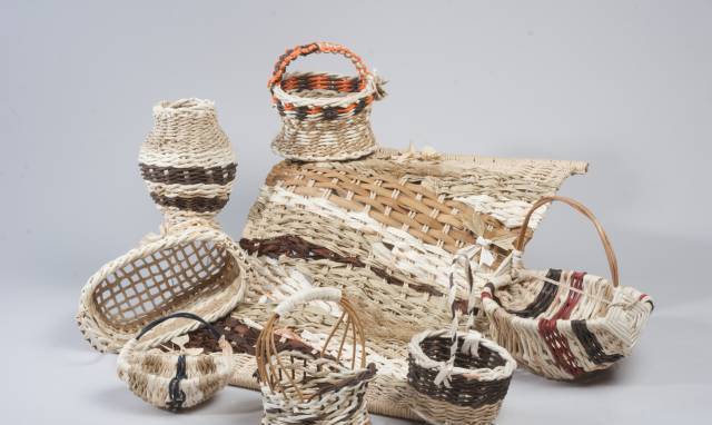 Камъшит Ракита ООД - град Силистра | Мебели и обзавеждане