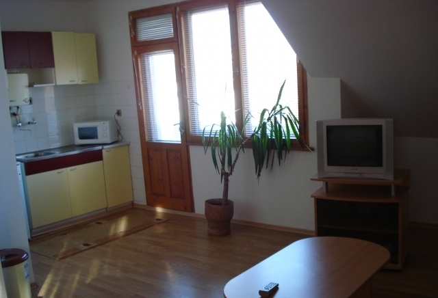 "Дом Власеви" - град Хисаря | Частни квартири - снимка 2