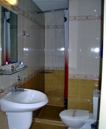 Хотел Русе - град Русе | Туристически услуги и обслужване - снимка 4