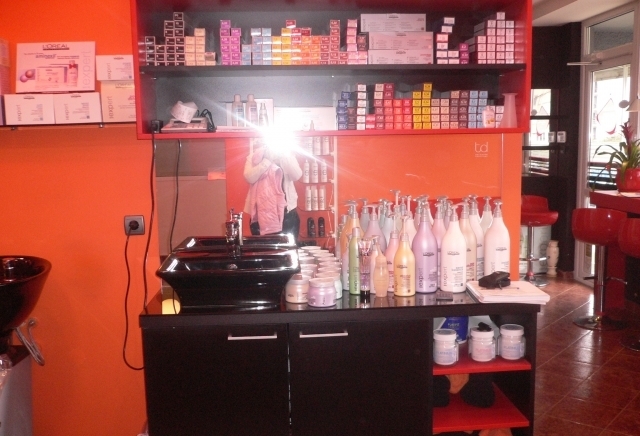 Elinor - град София | Фризьорски и бюти салони - снимка 4