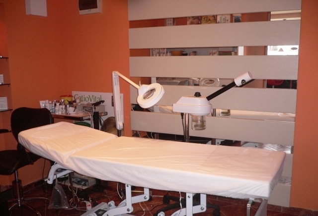 Elinor - град София | Фризьорски и бюти салони - снимка 6