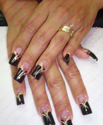 Глитер Нейлс - град Враца | Фризьорски и бюти салони - снимка 3