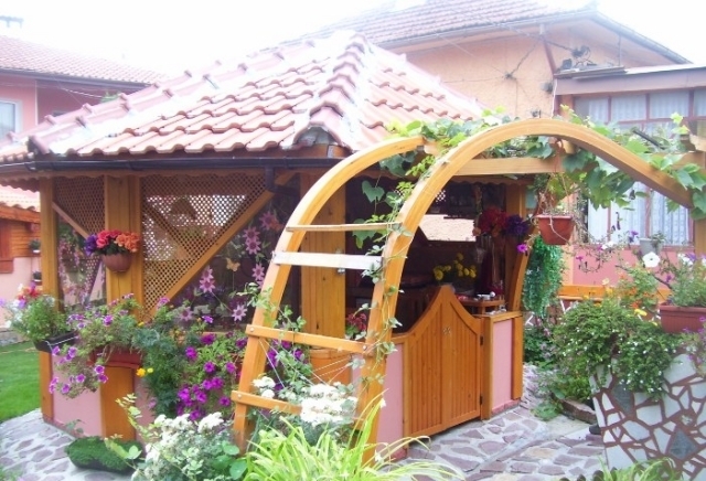 Мебели "Мая" - село Равно поле | Мебели и обзавеждане - снимка 1