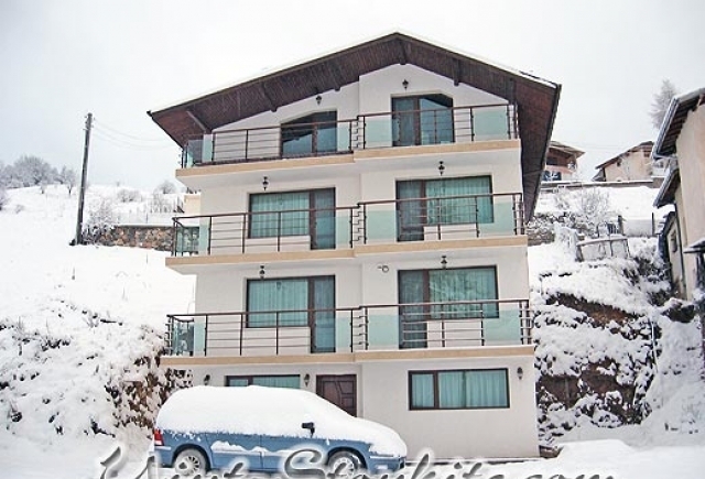 Къща за гости Уют - семеен хотел в Стойките - летен и зимен туризъм в Родопите - снимка 2