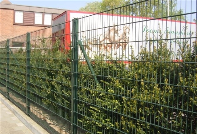 Ван Меркщайн оградни системи България ЕООД - град Бургас | Метали - снимка 2