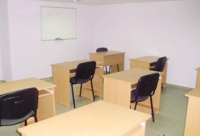 Учебен Център ЛИДЕР - град Варна | Учебни центрове - снимка 4