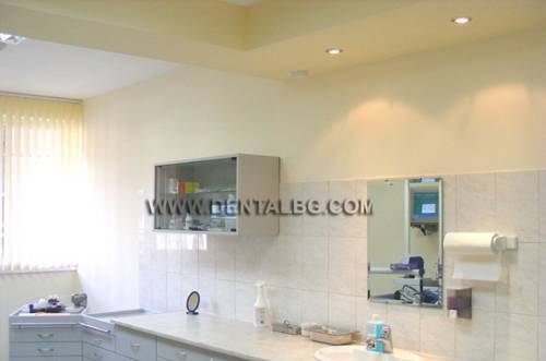 Студио за дентална естетика "Брилянт Дент, град София | Стоматологични клиники и кабинети - снимка 3