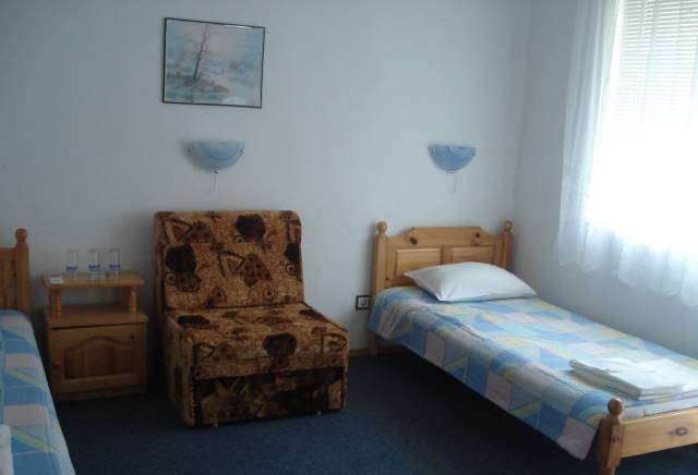 ТАЛИГАРОВ ЕООД гр. Поморие - град Поморие | Частни квартири - снимка 3