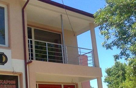 България Пласт Трейд ЕООД - град Шумен | Дограма и врати - снимка 1