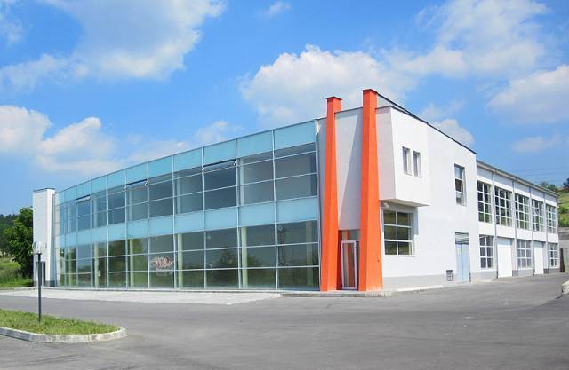 ВВ Трейдинг ООД - град Плевен | Дограма и врати - снимка 1