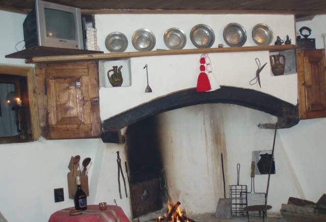 Боженци-Вичевата къща - град Габрово | Авто-мото и велосипеди - снимка 3