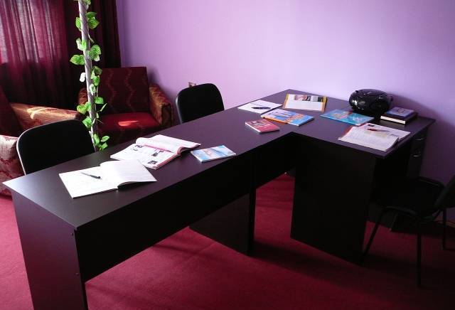 Езиков център ЙЕРА - град Варна | Езикови школи - снимка 1