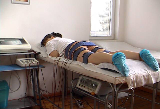 АКТ БЮТИ студио - град София | Фризьорски и бюти салони - снимка 2