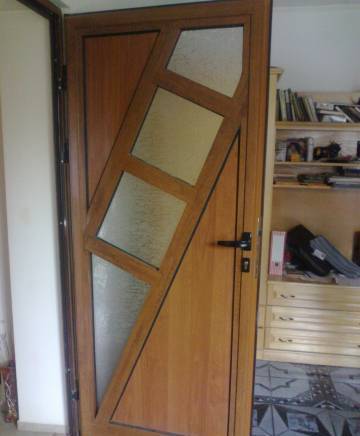 България Пласт Трейд ЕООД - град Шумен | Дограма и врати - снимка 5