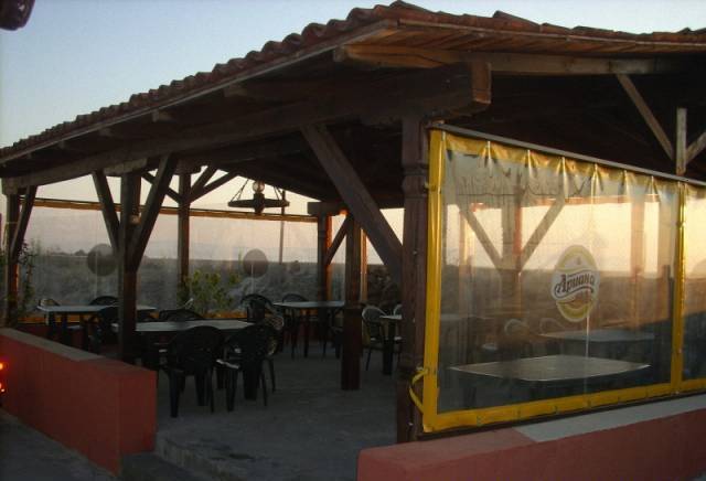 БУНГАЛА - 'ДАЛАС"-почивна станция, град Поморие | Курортни селища и комплекси - снимка 3