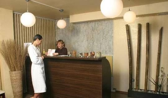 Козметичен Център Beauty Academy - city of Varna | SPA and Massage Centers - снимка 6