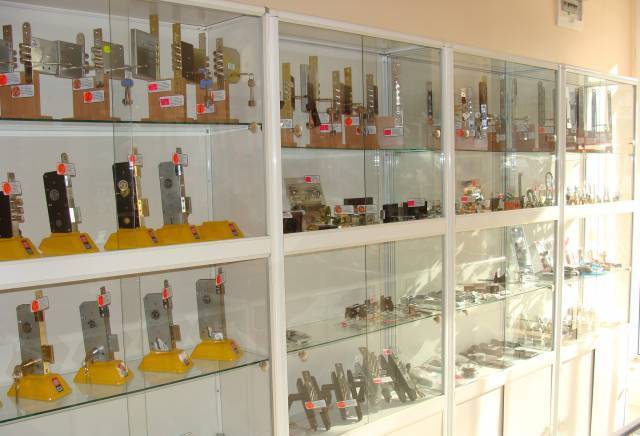 Си Ел Ес ЕООД - град Русе | Стоки за дома - снимка 3