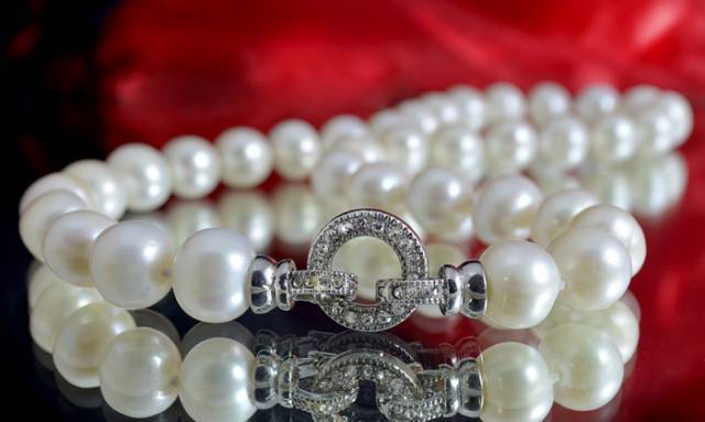 Клистина Арт ООД - град София | Бижутерия и бижутериини услуги - снимка 1