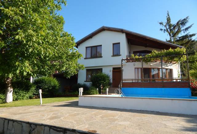 Дисми 56"оод - град Казанлък | Курортни селища и комплекси - снимка 2