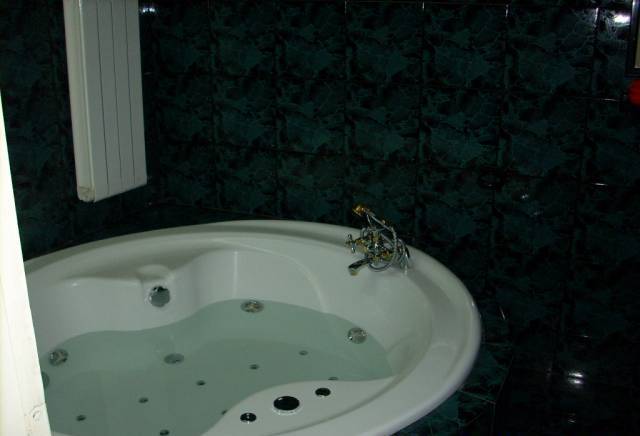 Продавам хотел в гр.Смолян - city of Smolyan | Hotels - снимка 5