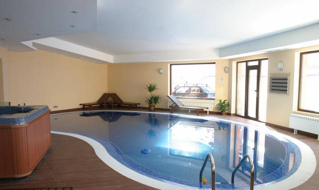 Продавам хотел на Пампорово Electricity, Water, Gas, Internet, Cable TV, Phone - city of Sofia | Hotels - снимка 4