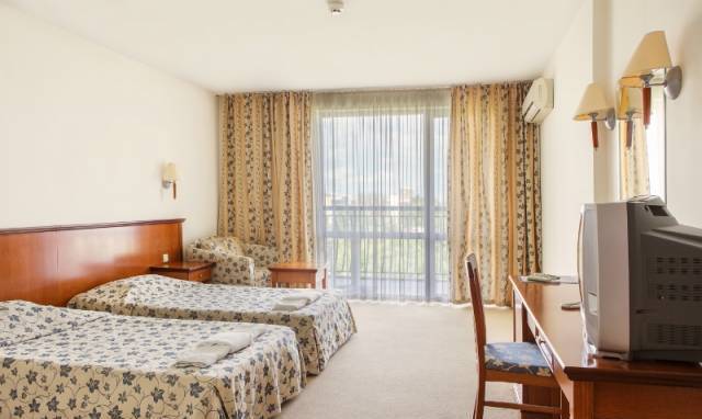 Хотел „Йо“ - resort Sv. Konstantin | Hotels - снимка 3