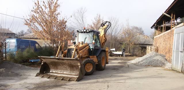 Магделена Ив ЕООД, град Батановци | Строителни машини, инструменти и съоръжения - снимка 7