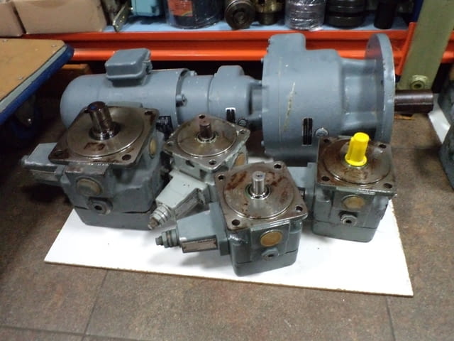 Хидравлични помпи REXTROTH - град Пловдив | Машини / Съоръжения - снимка 2