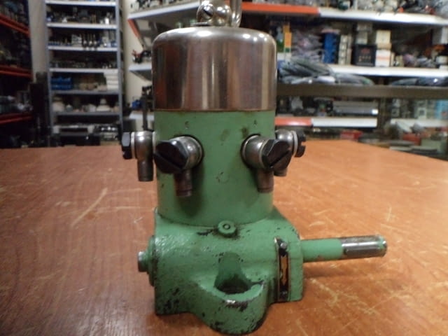 Смазочна помпа руска - град Пловдив | Машини / Съоръжения - снимка 2