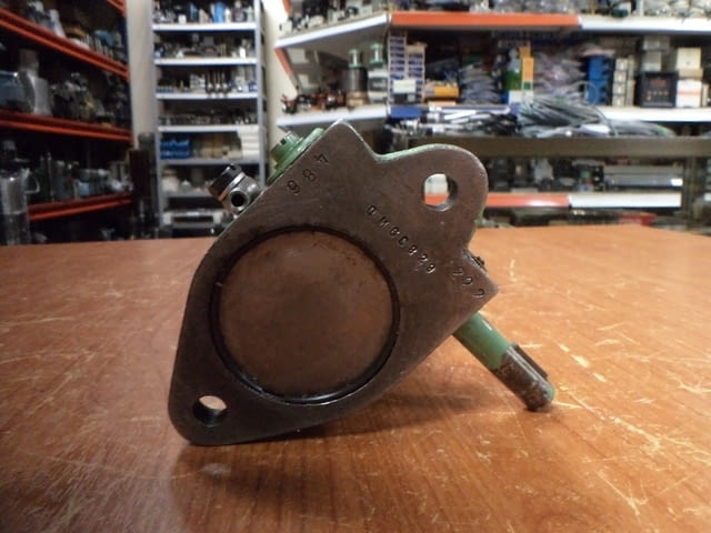 Смазочна помпа руска - град Пловдив | Машини / Съоръжения - снимка 3