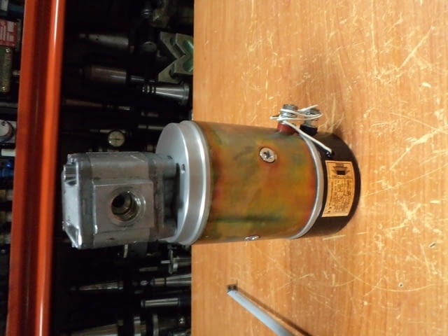 Ел двигател за мобилна хидравлика 24V Автомобилна промишленост, На дребно - град Пловдив | Промишлено Оборудване - снимка 6