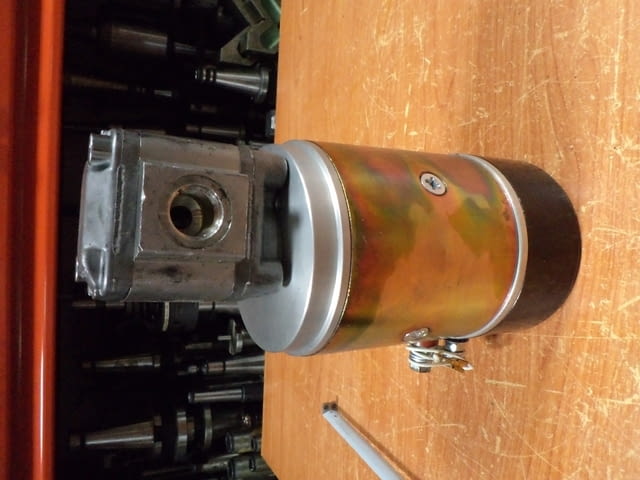 Ел двигател за мобилна хидравлика 24V Автомобилна промишленост, На дребно - град Пловдив | Промишлено Оборудване - снимка 7